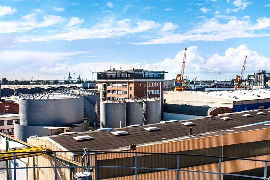 Blick auf das Gebäude der Firma DS